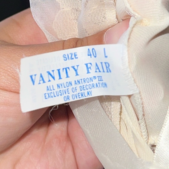 VINTAGE Vanity Fair Ivory Lace Full Slip Dress - Picture 9 of 9